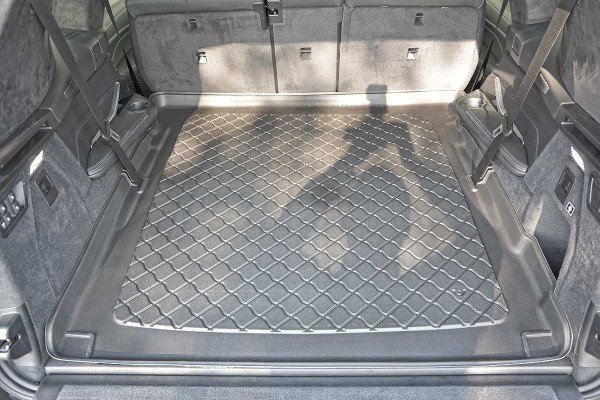 Kofferraumwanne aus Antirutsch-Plastik BMW X7 7 Sitze 2019- Passgenaue  Kofferraumwanne